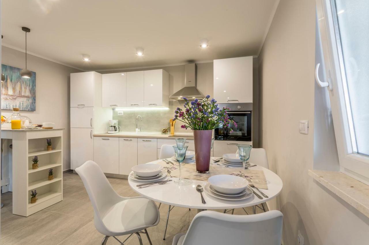 Luxury Apartment Beyond Stobrec Bagian luar foto